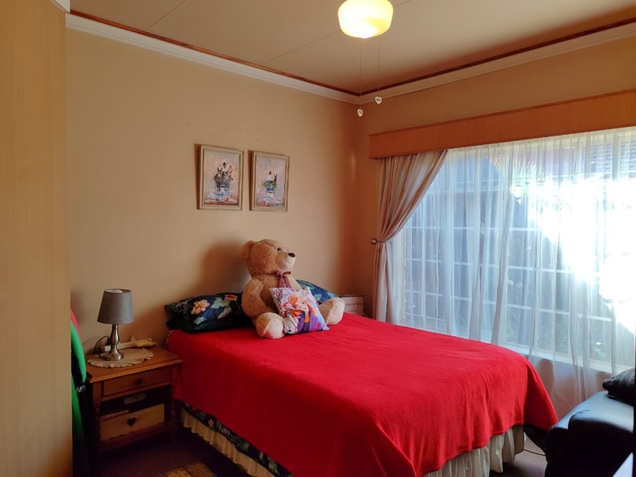3 Bedroom Property for Sale in Wilkoppies North West